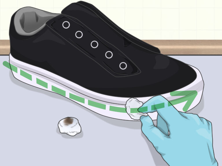 How to : How to Clean Rubber on Shoes