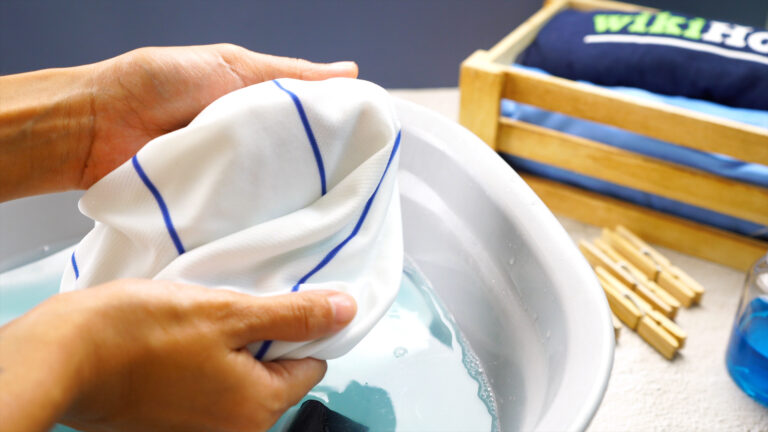How to : How to Get Rid of Lint when Washing Clothes