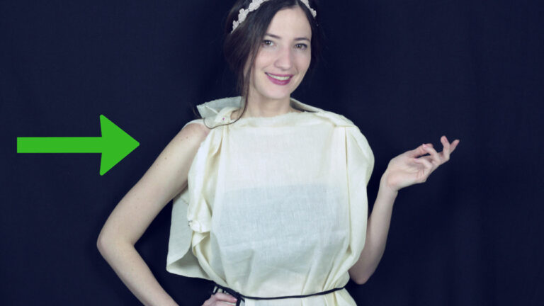 How to : How to Make a Toga out of a Bedsheet