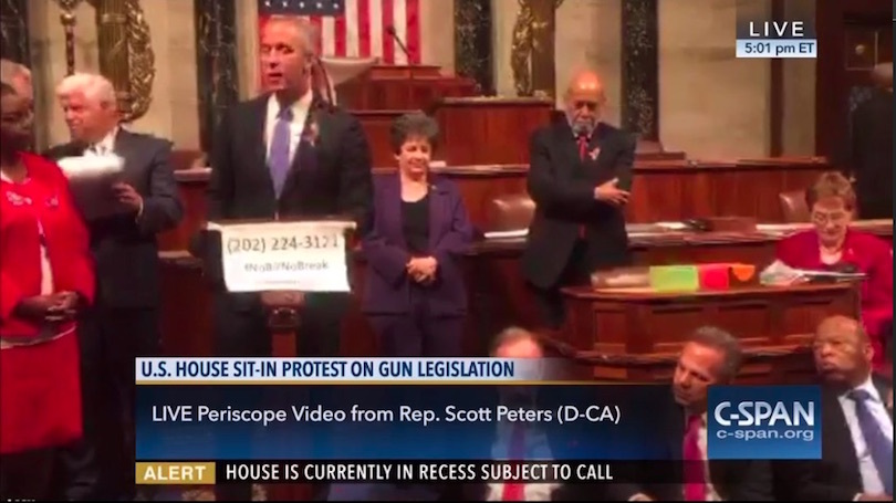 Lawmakers Seek to Ban Live Video Streams in Congress