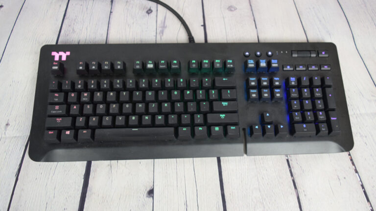 Thermaltake Level 20 GT RGB Razer Gaming Keyboard Review