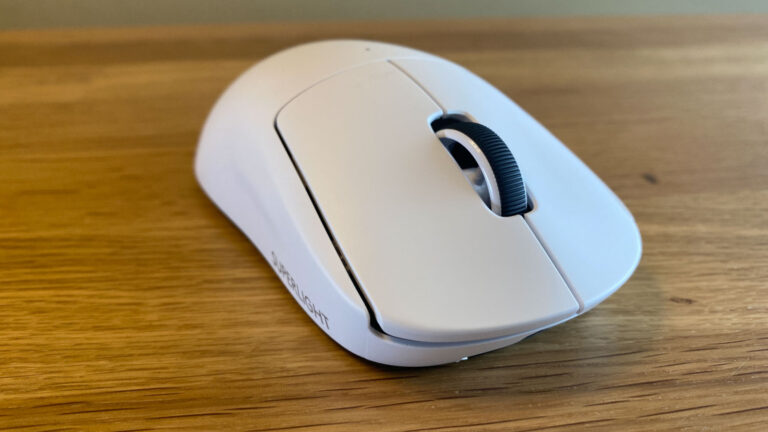 Logitech G Pro X Superlight Wireless Gaming Mouse Review