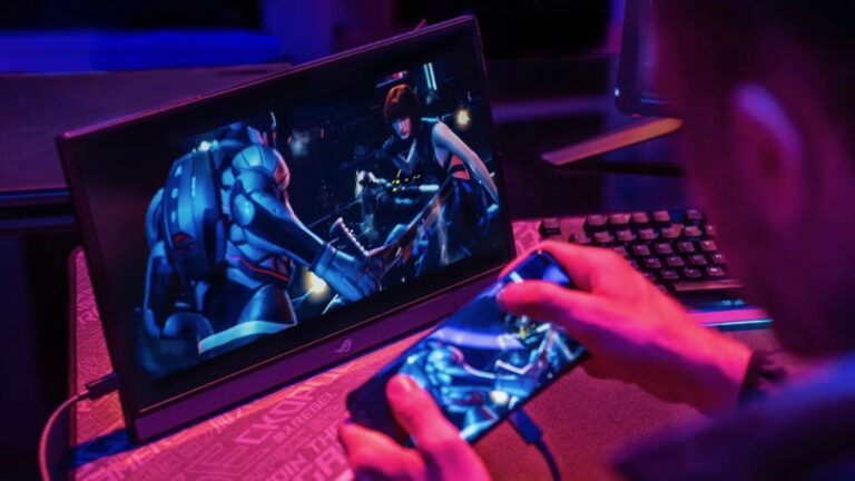 Asus ROG Strix XG16 Portable Gaming Monitor Has Kickstand, Built-In Battery