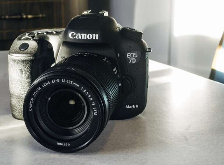 Canon EOS 7D Mark II Review