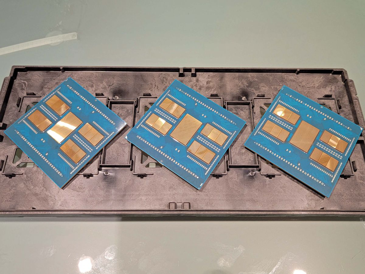 AMD 4th-Gen EPYC Genoa 9654, 9554, and 9374F Review: 96