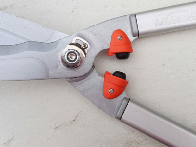 A.M. Leonard Professional Wavy Shears-bumpers