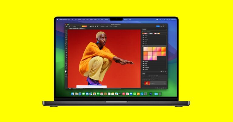 Apple's Newest MacBook Pro Wins on Performance, Battery Life, and Looks