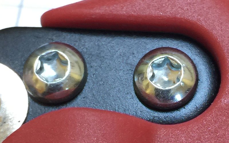 Corona 4180 Pruner Torx screws