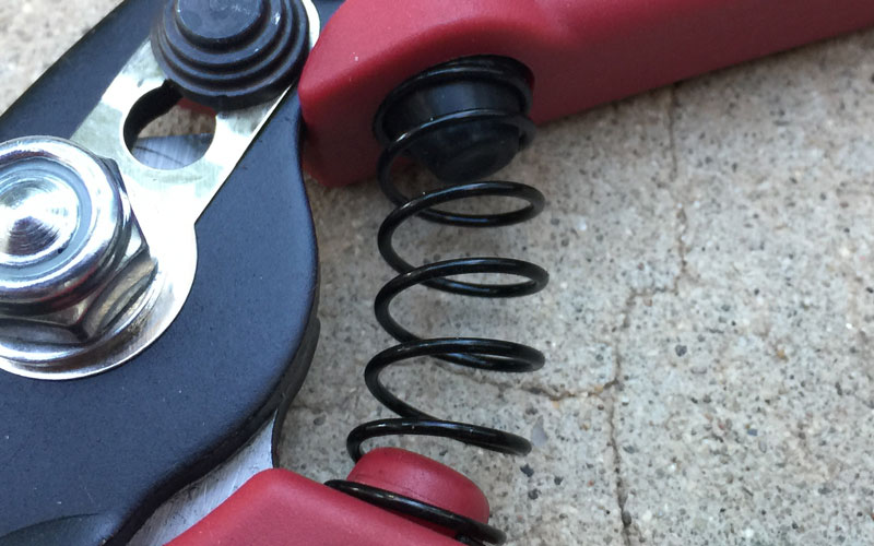 Corona 4180 Pruner bumper