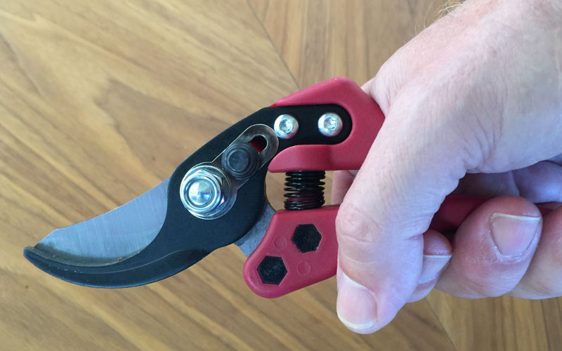 Corona 4180 Pruner offset cutting head