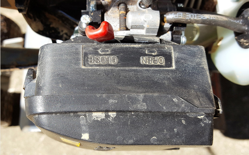 Dirty Hand Tools Mini Cultivator Engine Close Position