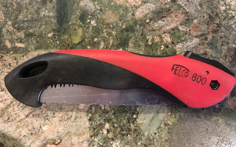 Felco-600-Folding-Saw-closed