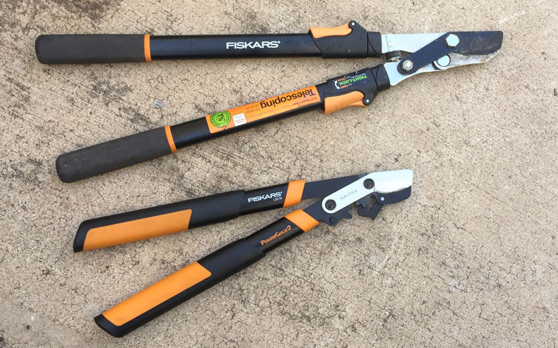 Fiskars-PowerGear2-lopper-size-comparison