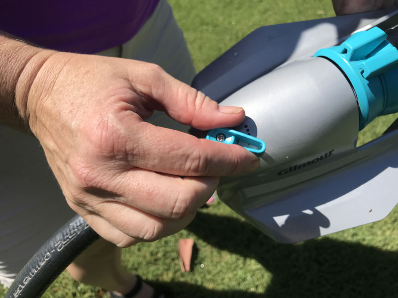 Gilmour sprinkler on off in use