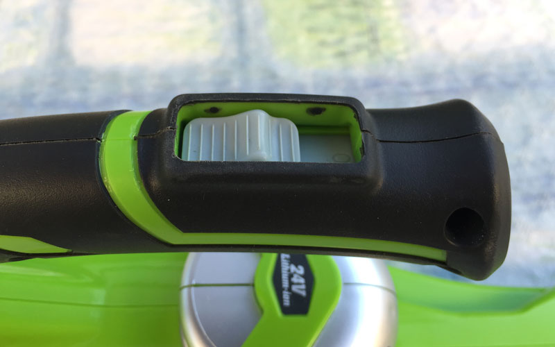 Greenwork-24-Volt-Sweeper-On-Off-switch