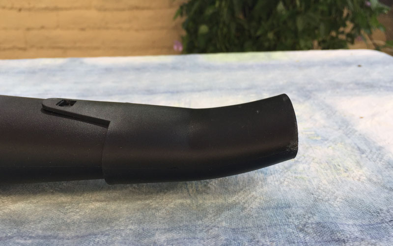 Greenworks-24-Volt-Sweeper-sweeper-tube-with-nozzle-tip-2