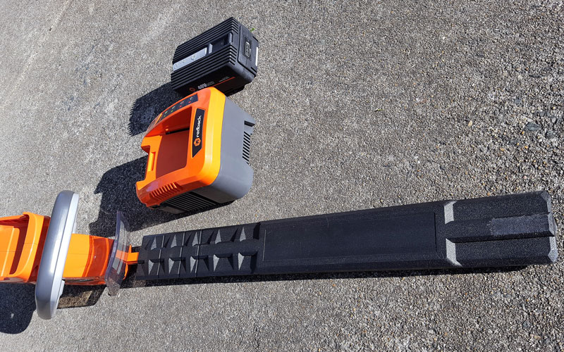 Redback trimmer-kit-includes