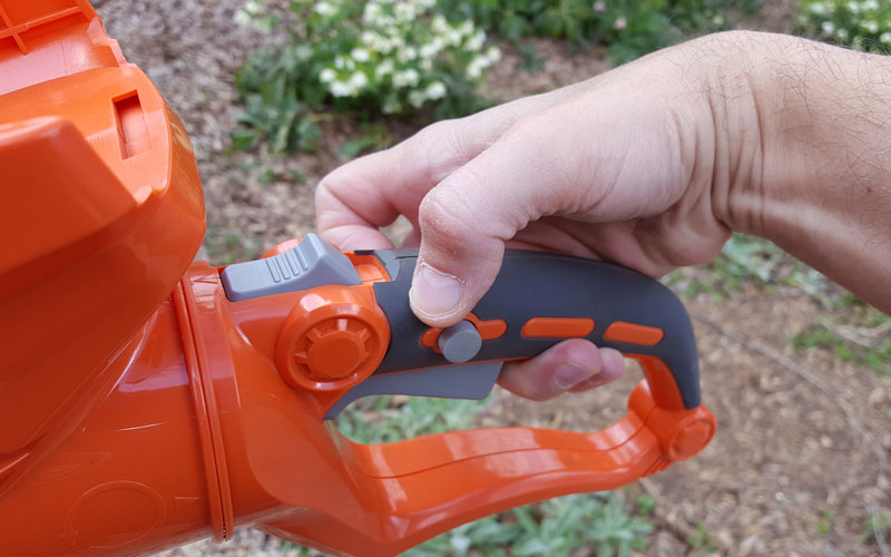 Redback Hedge Trimmer rear-safety