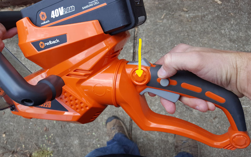 Redback Hedge Trimmer-rear-thumb-safety