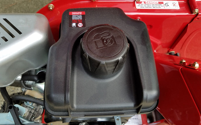 Troy-Bilt Chipper Shredder large fuel tank