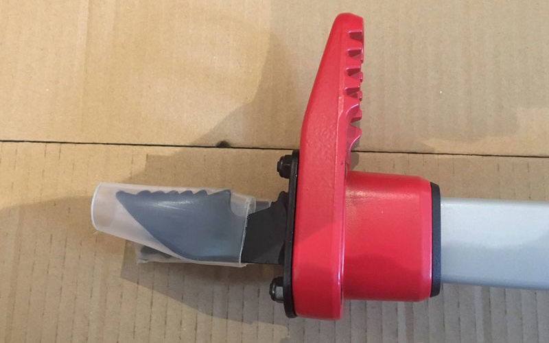 WeedSLAYER-blades-protected-for-shipping