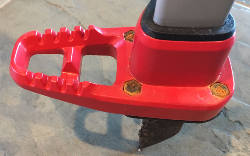 WeedSLAYER-rusting-on-bolts