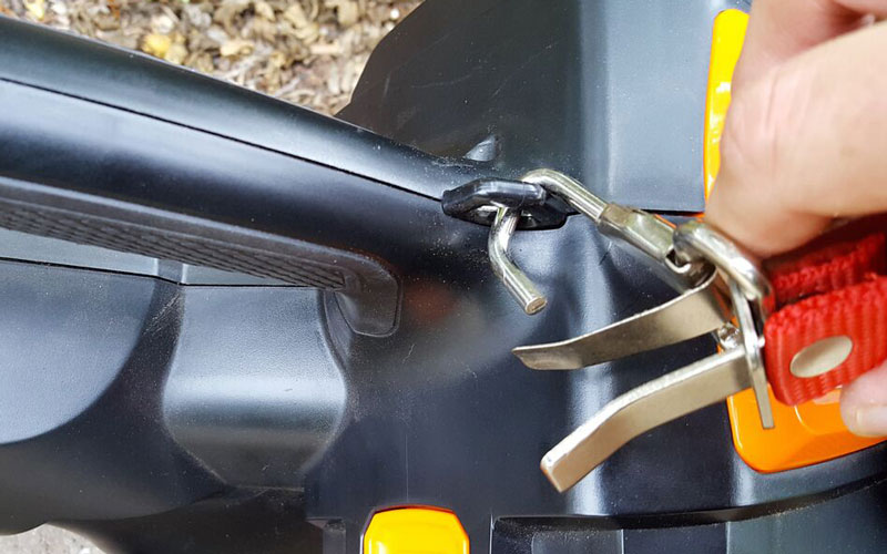 Yard Force Blower attaching the strap