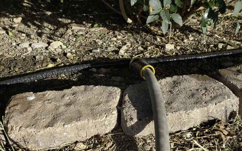 miracle gro soaker hose slow drip