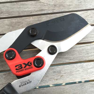 The unique and powerful cutting head is what this lopper is all about.