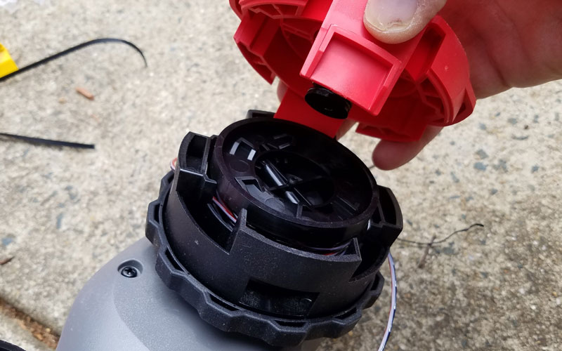 Craftsman 60V String Trimmer detaching string head