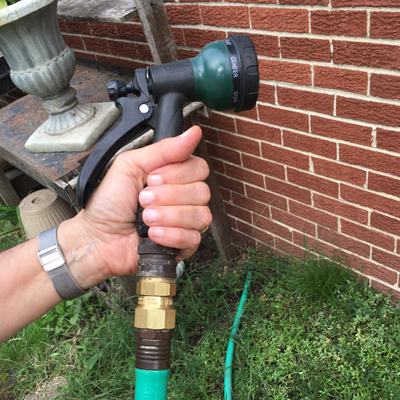 Dramm Hose Swivel in use