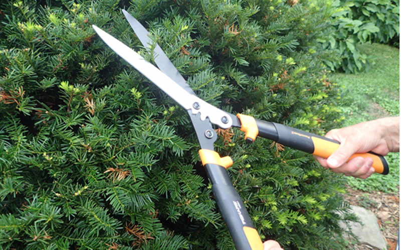 Fiskars PowerGear II Hedge Shears HS551