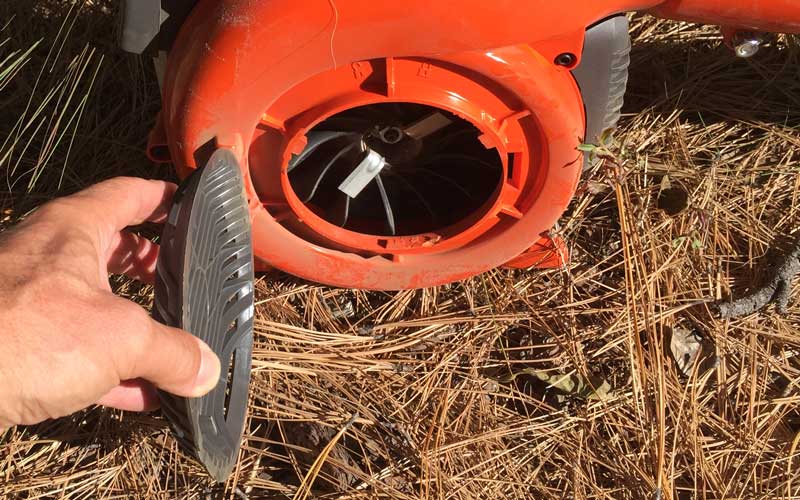husqvarna-plastic-tab-broke-off-fan-door