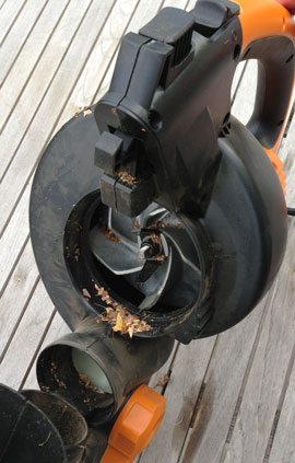 WORX TriVac has a metal impeller