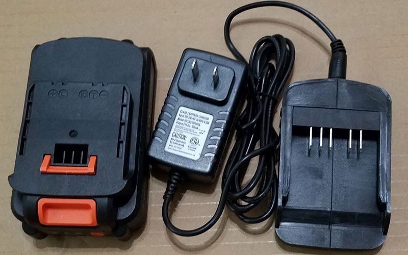 Yard Force Pressure Washer (YF3100ES-R) battery and charger